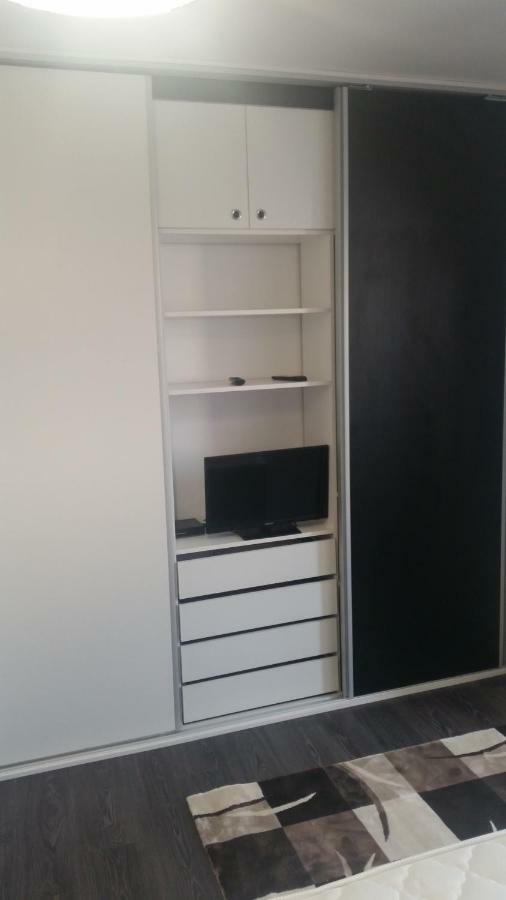 White Black Rooms Χουνεντοάρα Εξωτερικό φωτογραφία